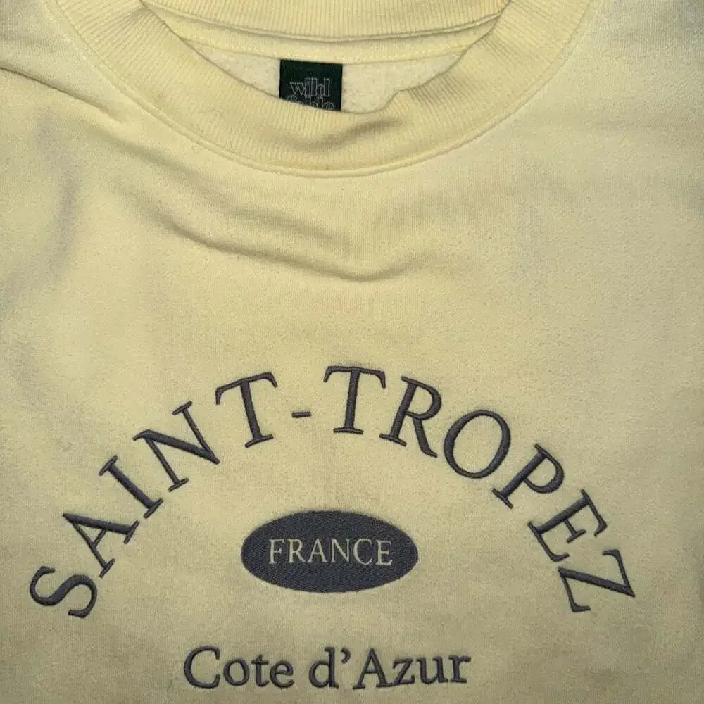 Wild Fable Pale Yellow Saint-Tropez France Crewneck Sweatshirt - Picture 5 of 7
